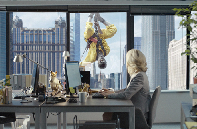 Display the new Mercedes-Benz Metris “Window” video.